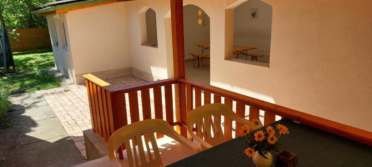 Hostel Zamárdi Exteriér fotografie